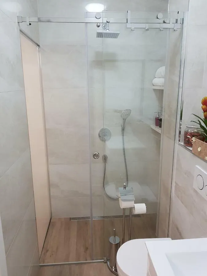 Studio Apartment B&B Zadar Sunset