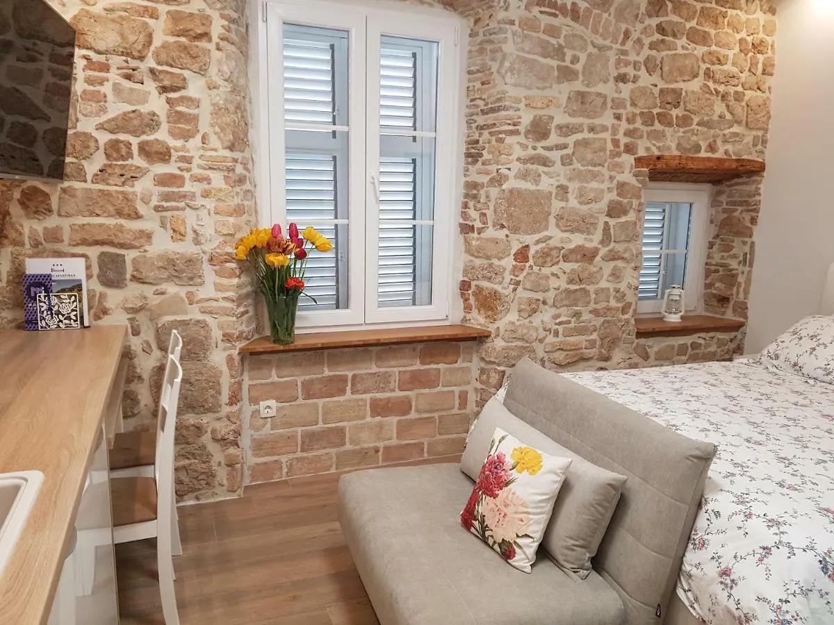 Studio Apartment B&B Zadar Sunset 0*,
